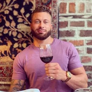 Meet your Posher, Thomas